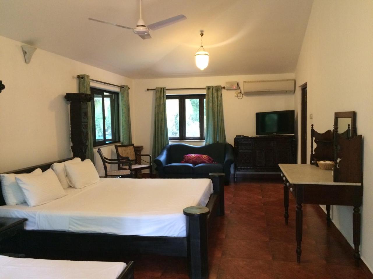 Island House Goa Hotel Goltim Luaran gambar